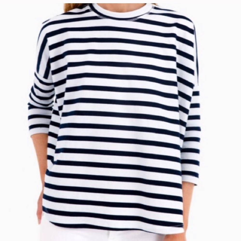 Tuckernuck Capri Swing Shirt by Toss Designs